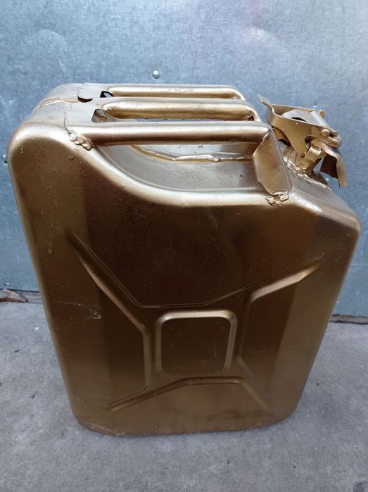 Канистры, каністри для палива 20 л