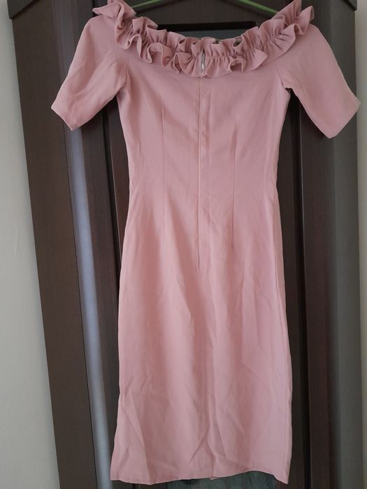 Sukienka midi,nude r.36"Paper Dolls".