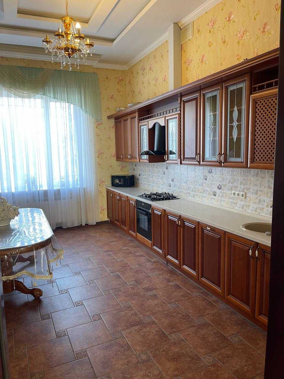 СДАМ ДОМ в Обуховке  (ул. Днепровая) 35000 гривень С КОМУНАЛКОЙ