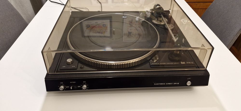 Gramofon Dual 714Q