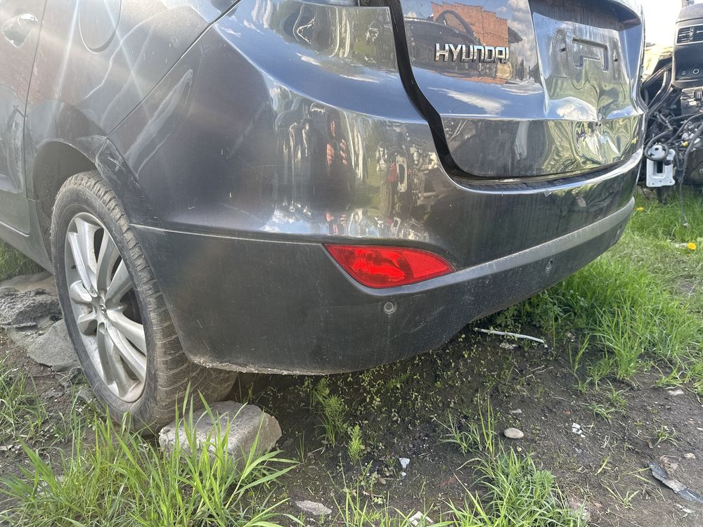 Бампер задній Hyundai IX35 10-17 хюндай іх35.