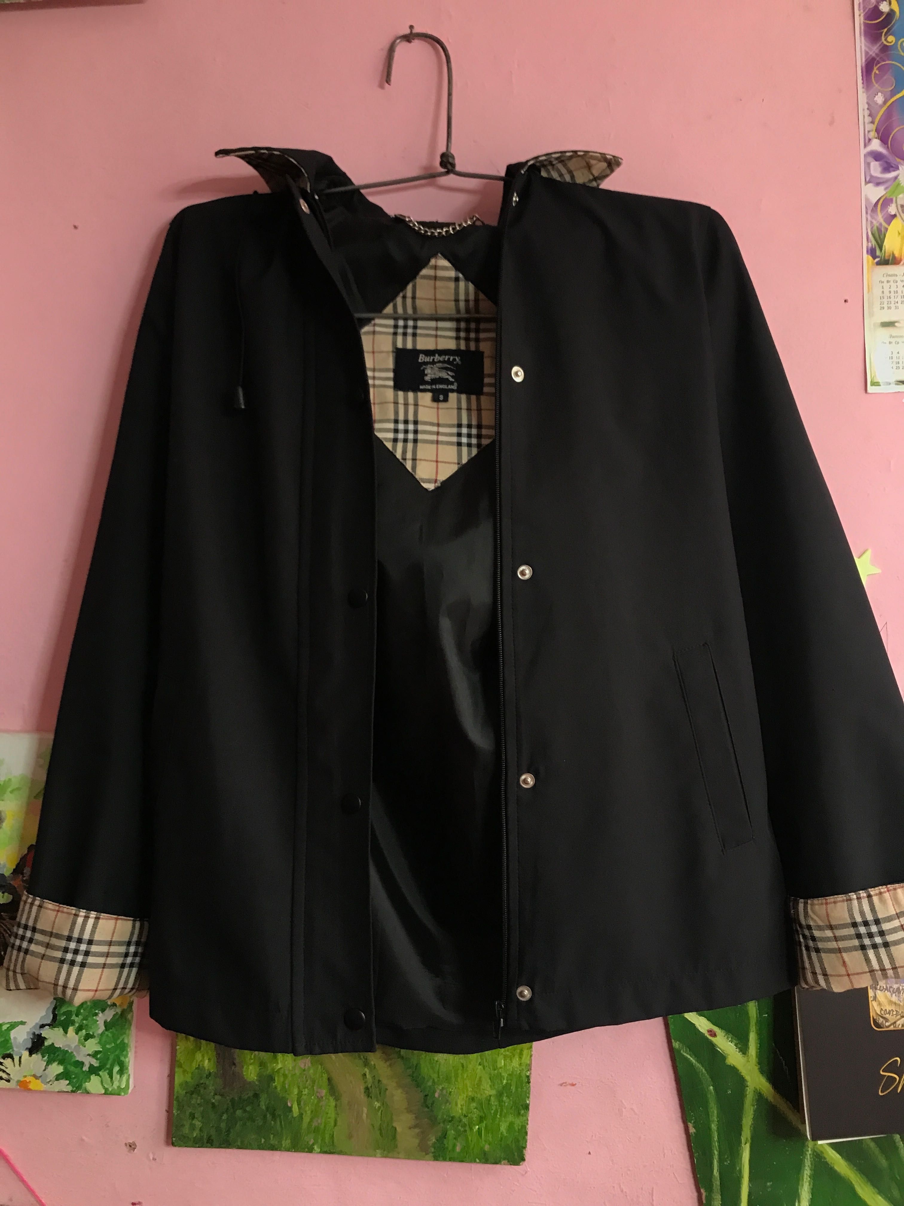 Куртка жіноча Burberry S