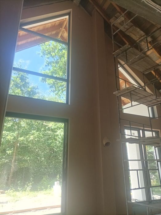 Tynki maszynowe gipsowe i cementowe