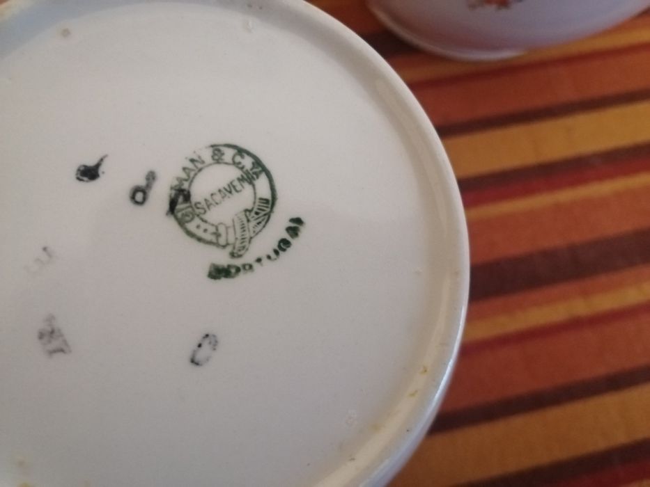 Conjunto de bule e Açucareiro da Loiça de Sacavém