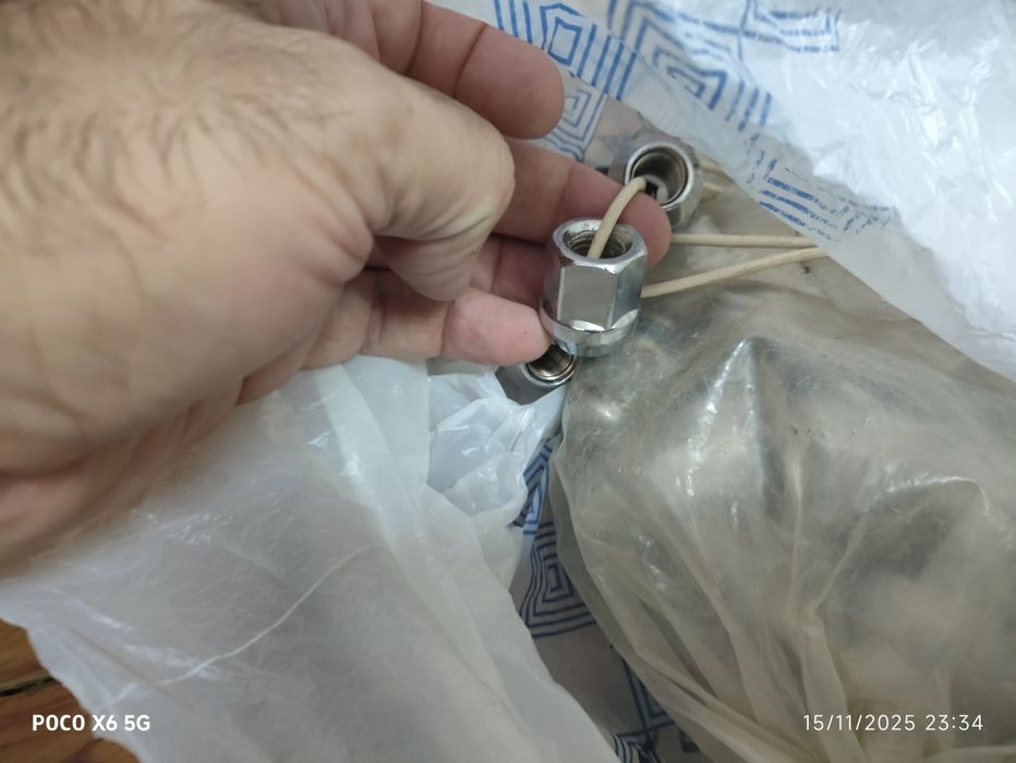 Lote de porcas de rodas