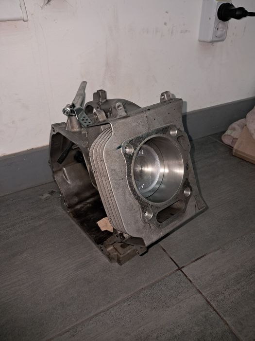 Разточування циліндрів генератор/скутер /мопед/мотоцикл/мотоблок