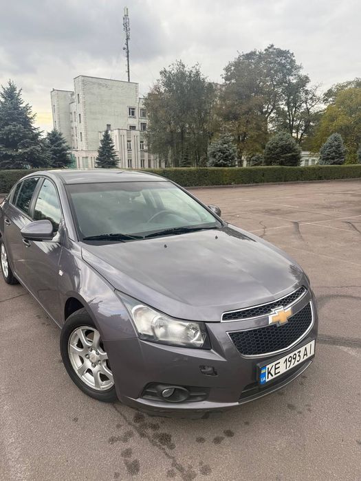 Продам авто Chevrolet Cruze 2012