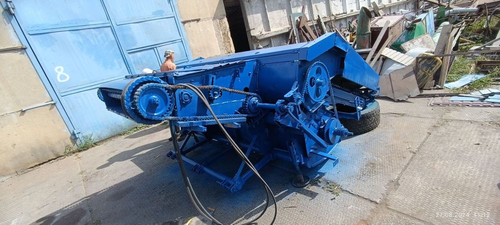 Продаємо жниварку КМС-4 до комбайна СК-5"Нива"
Жниварка в гарному стан