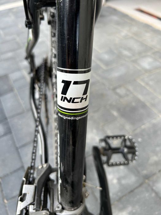 SPARTACUS CROSS 4.0 Shimano Alivio 9s rama 17" koła 28"