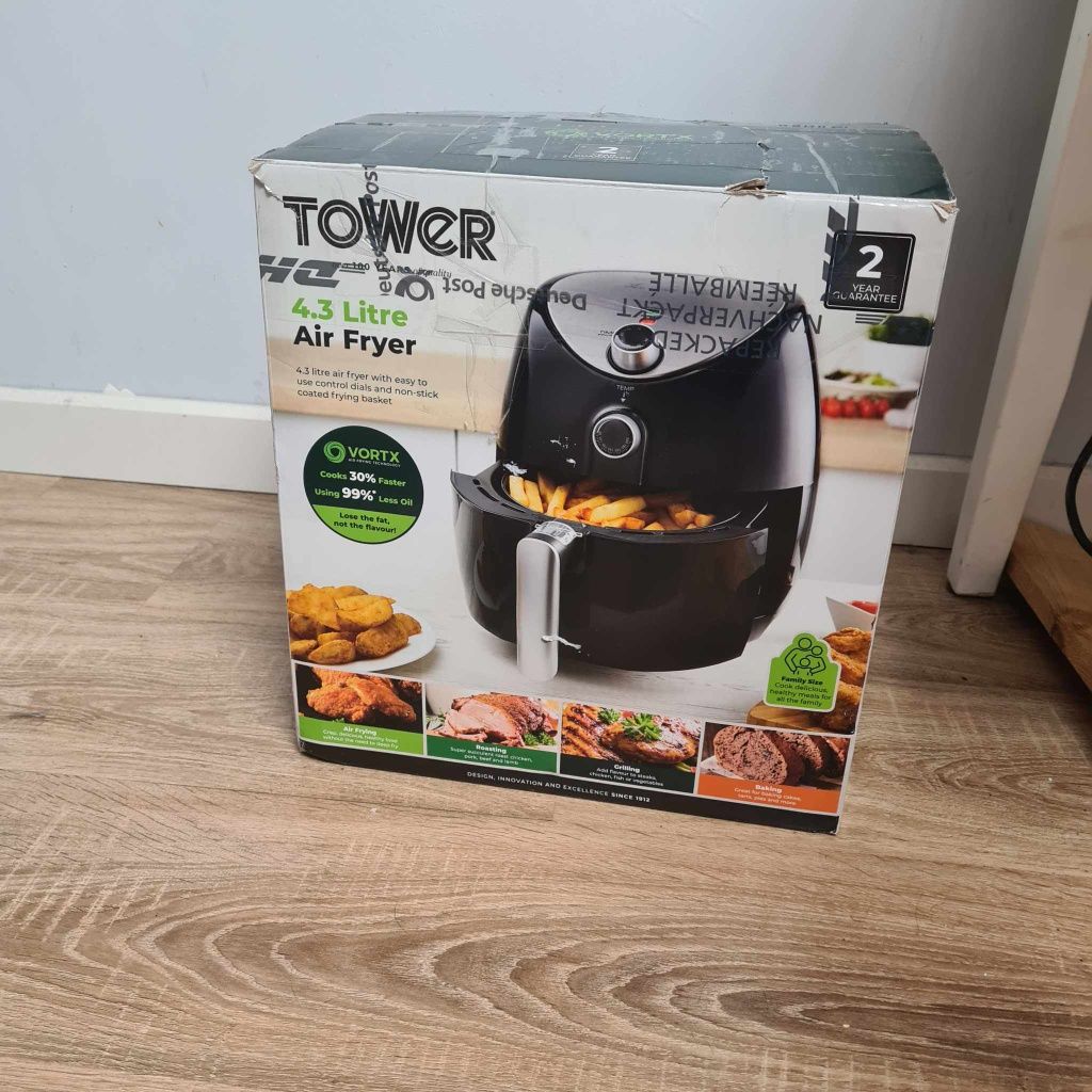 Sprzedam frytkownica Tower air fryer 876