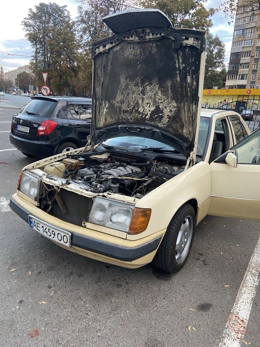 Мерседес W124 2.5Diezel