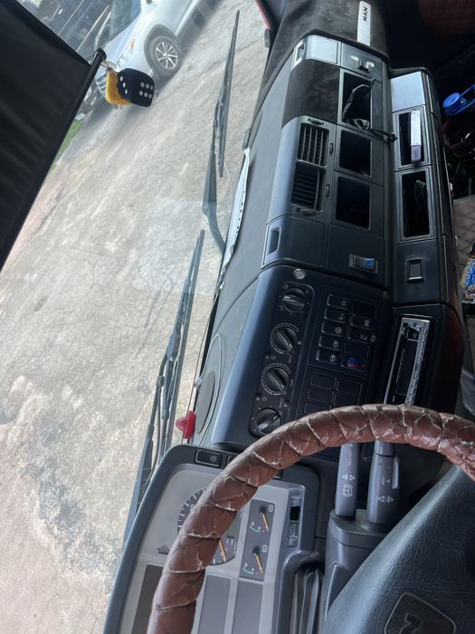 Ман по запчастинах