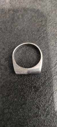 Srebrny pierścionek 19mm