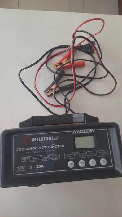 Зарядное intertool 12в 5-20А все типы АКБ