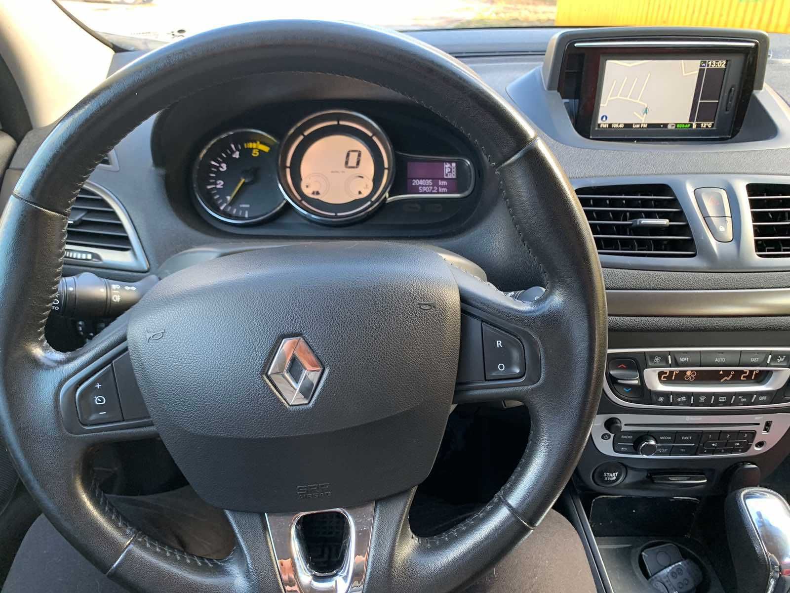 Продається Renault Megane 2014р.  білого кольору.