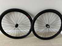 Komplet kół FULCRUM RAPID RED 900 700C Opony Pirelli