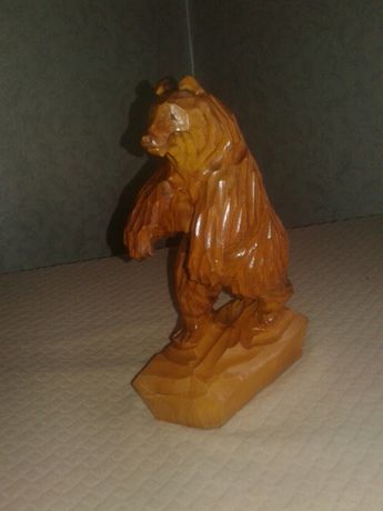 Скульптура Деревянного Медведя
