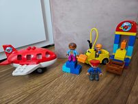 Zestaw lego duplo 10590 samolot lotnisko