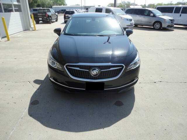 2017 Buick LaCrosse Essence