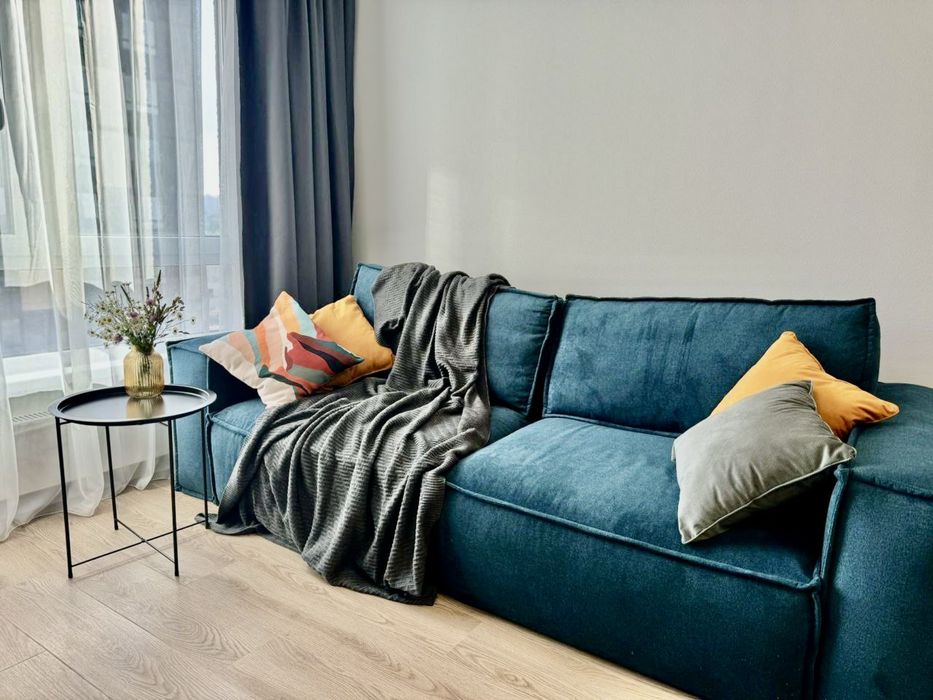 Квартира подобово м.харківська ЖК Лебединий гарна ціна і якість / брон