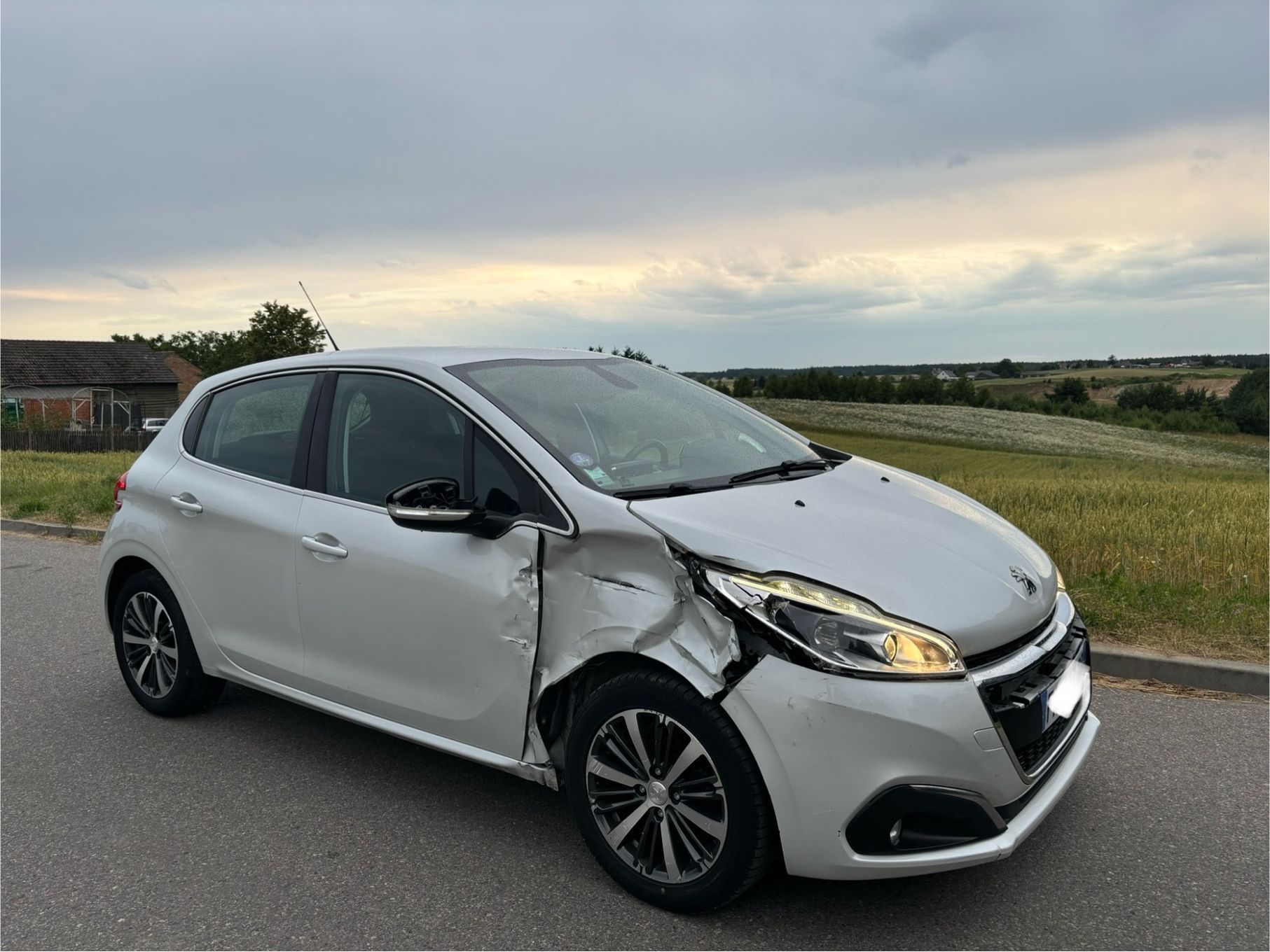 Peugeot 208 2018 Kamera Tempomat Czujniki Niski przebieg