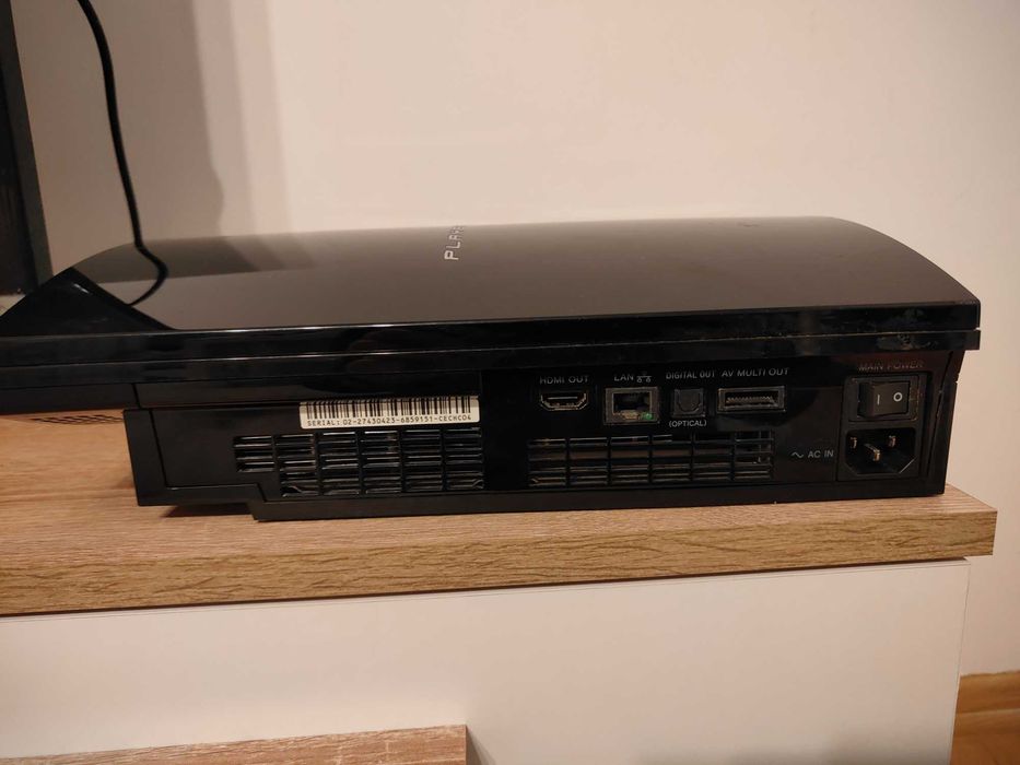 Konsola playstation 3 CECHC04 kompatybilność wsteczna konsola PS3