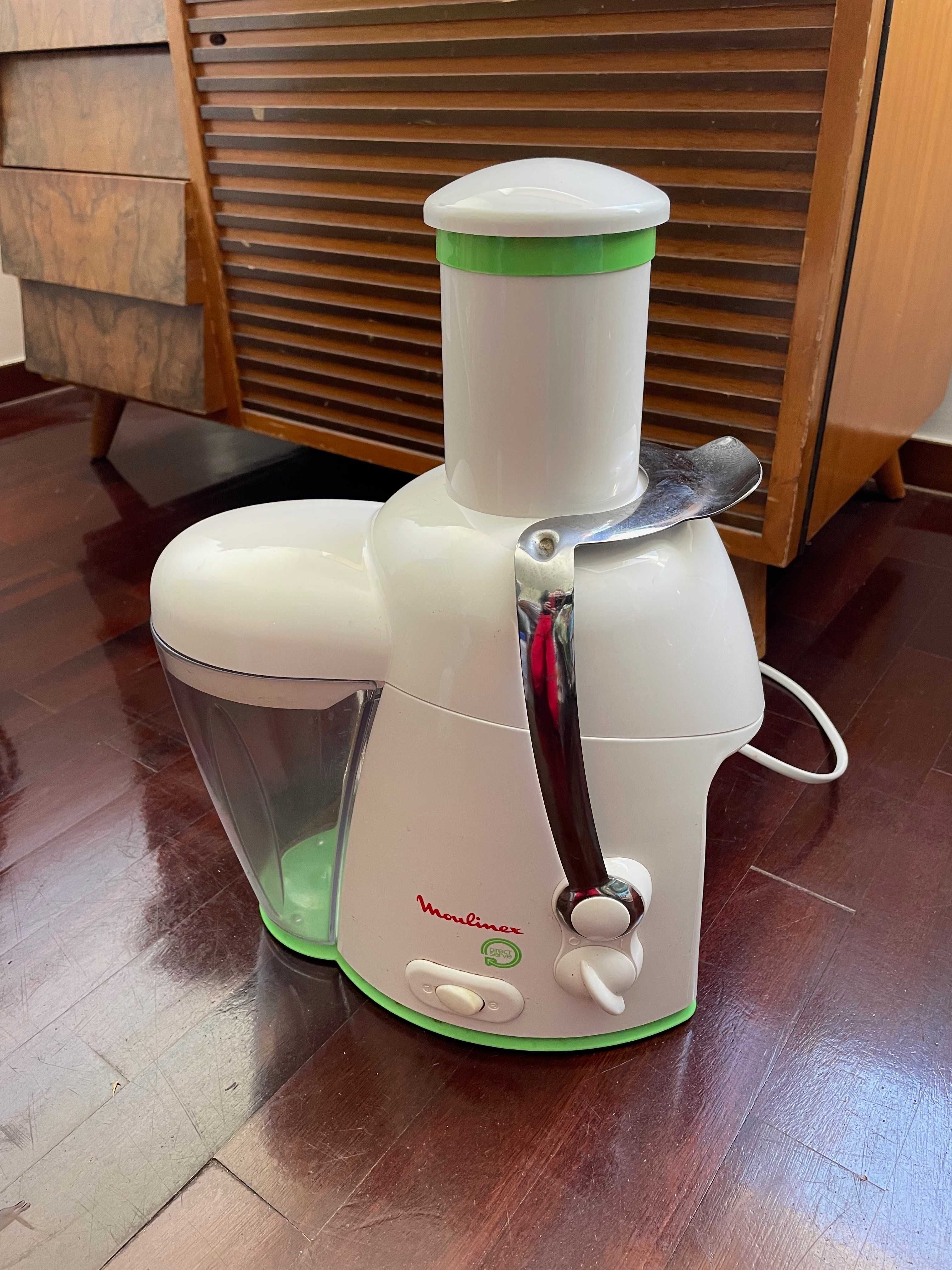Maquina fazer sumos naturais - Liquidificadora em optimo estado