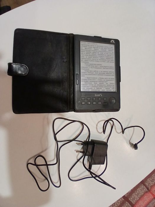 Електронна Книга iBook v3.