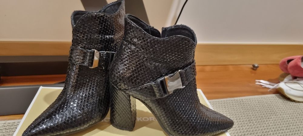 Botins Paulo Brandao pele cobra