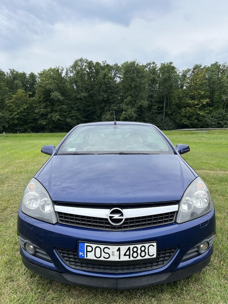 Opel Astra H TwinTop 1.9 CDTI