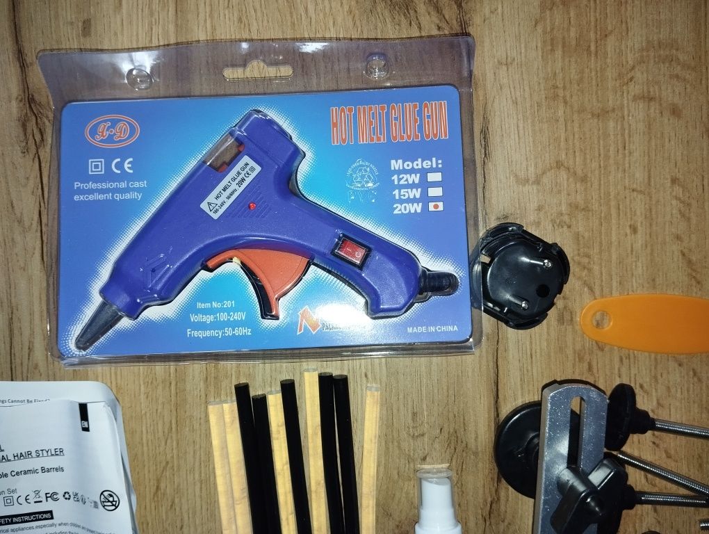 Pistolet do kleju na goraco