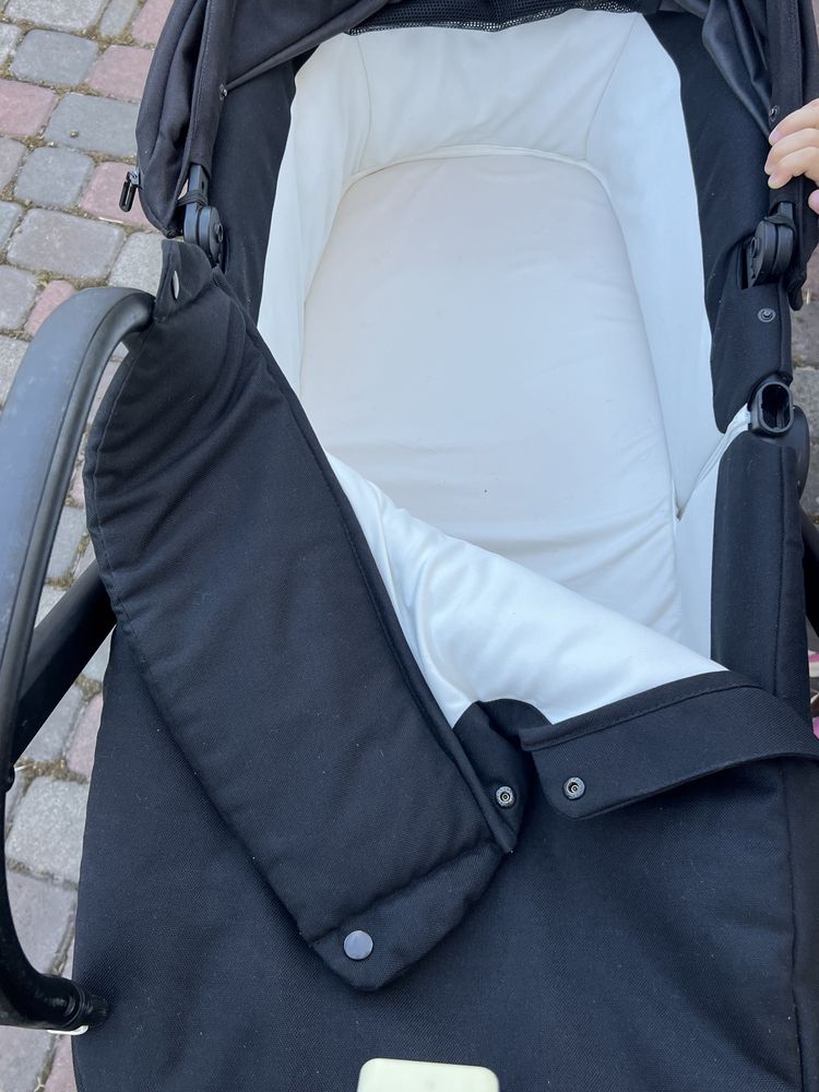 Універсальна коляска Cybex Balios S 2w1 BLK Deep Black