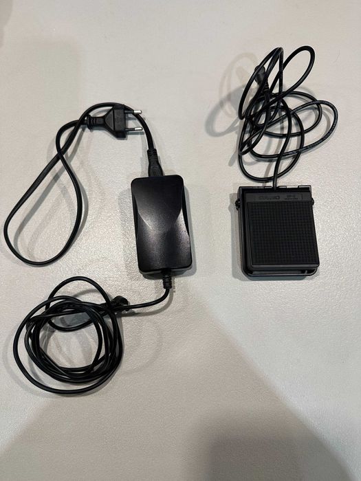 Піаніно Casio CDP-230, педаль SP-20, кабелі до iOS/Lightning + стійка