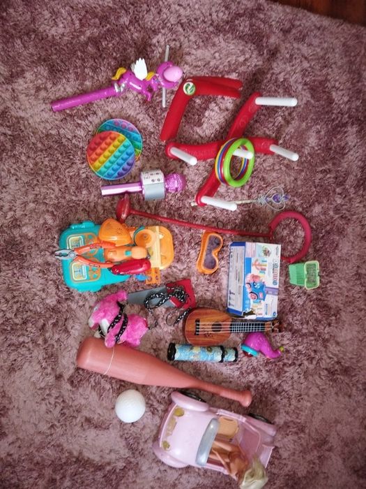 Игрушки разные для детей  на выбор