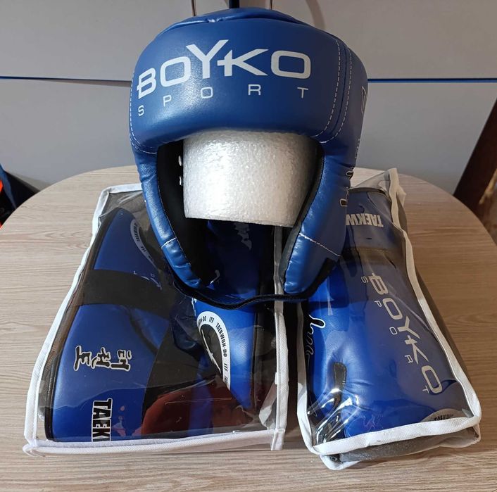 Продам екіпіровку для тхеквондо ITF Boyko Sport. Фути.Шолом.Перчатки