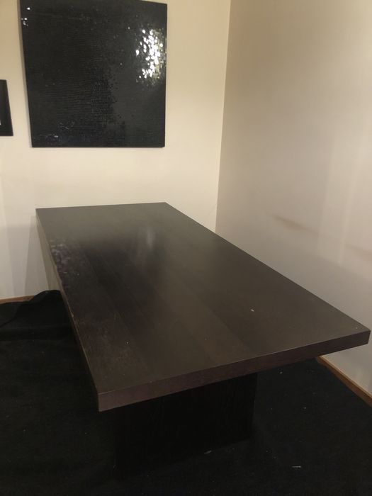 Mesa de sala em madeira