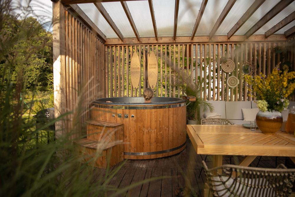 Ogrodzony domek nad morzem Sasino z balią kominkiem jacuzzi kaszuby