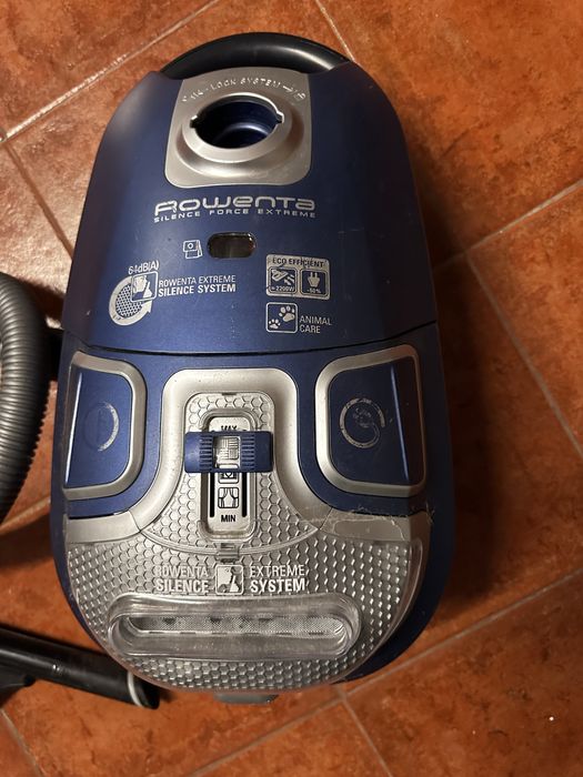 Aspirador Rowenta silence force extreme