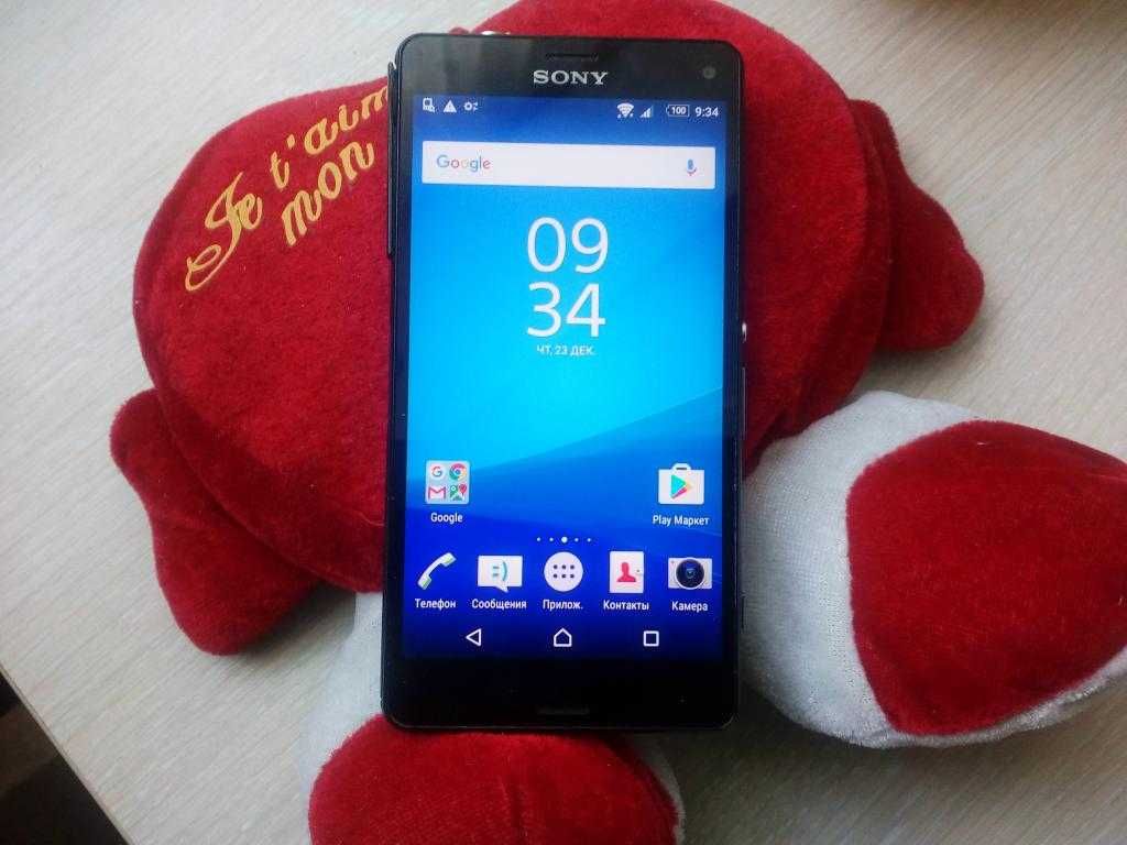 Смартфон Sony Xperia Z3 Compact D5803