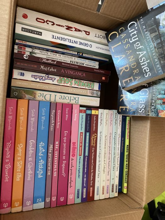 Livros vários, jovem-adulto/criança ENG/PT