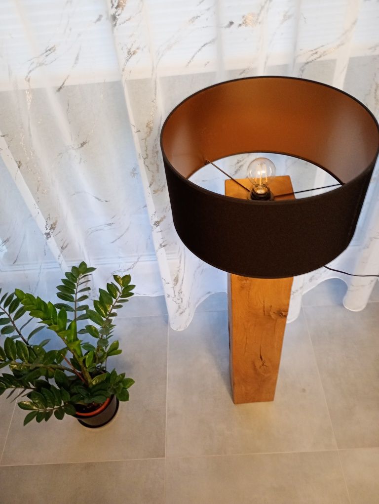 Lampa dębowa loft