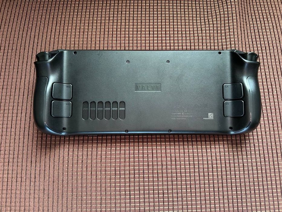 Steam Deck OLED 512 ГБ + карта памяти 128 ГБ + аккаунт Steam