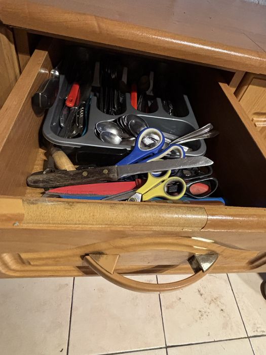 Zestaw mebli kuchennych