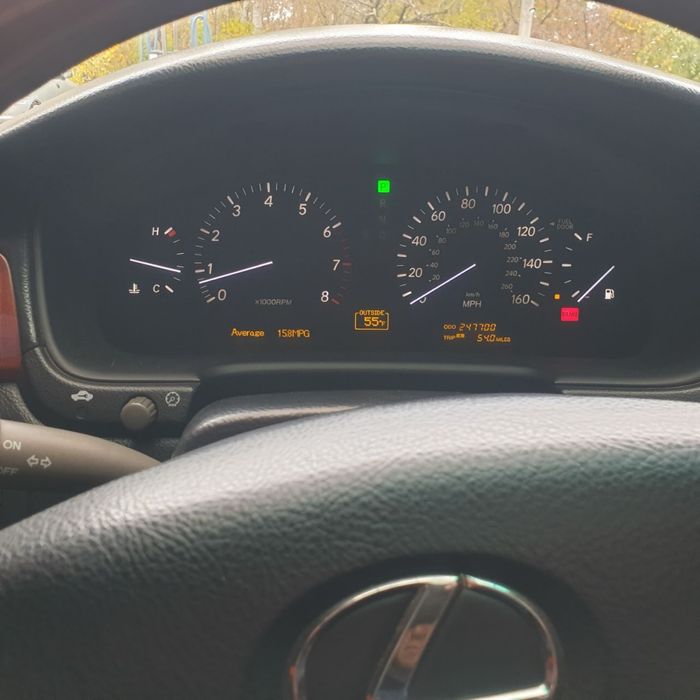 Lexus ls430 в гарній комплектації