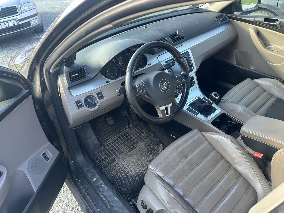 Vw passat 2010 rok produkcii uszkodzony silnik