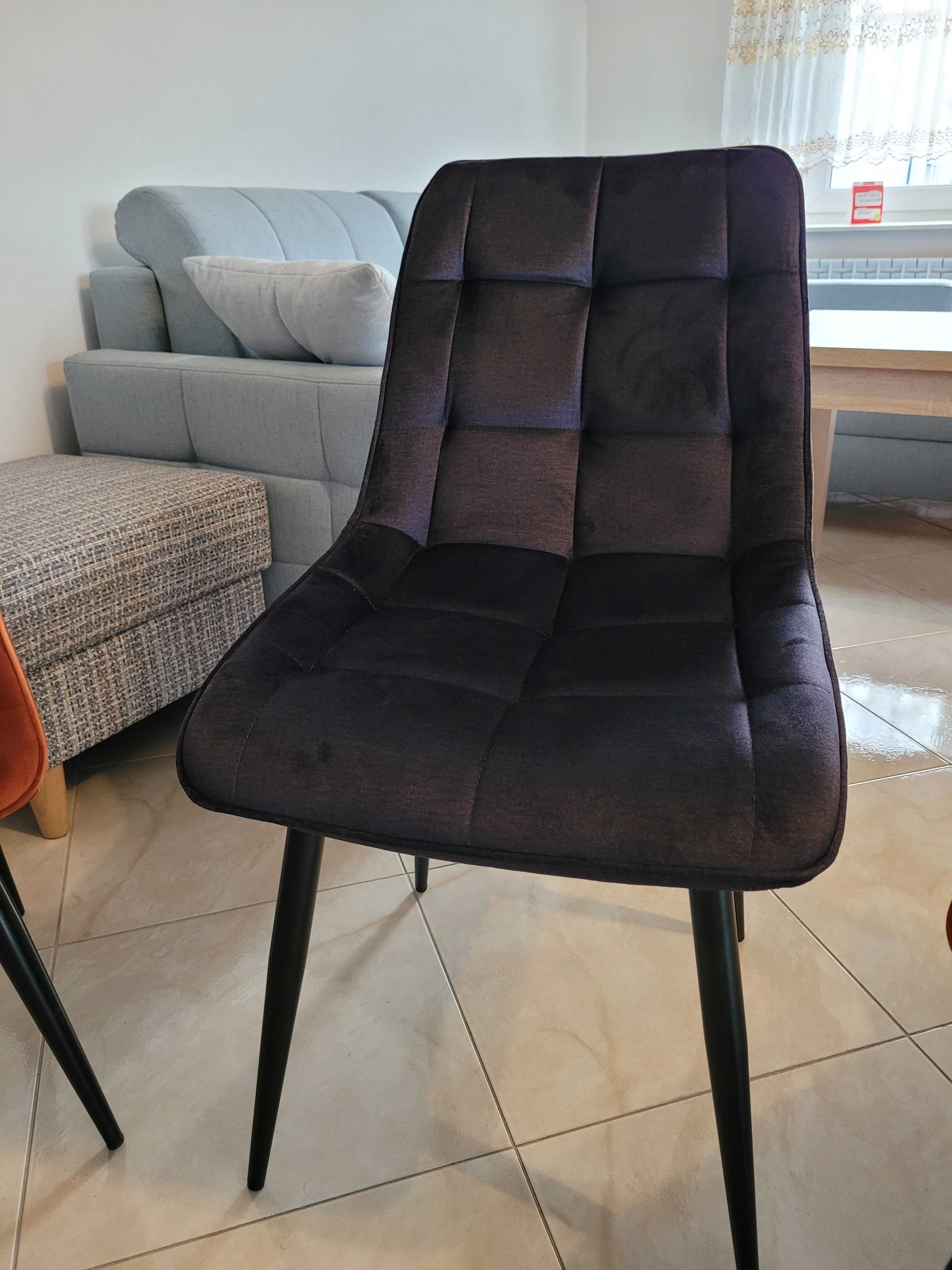 Krzesła tapicerowane, od ręki