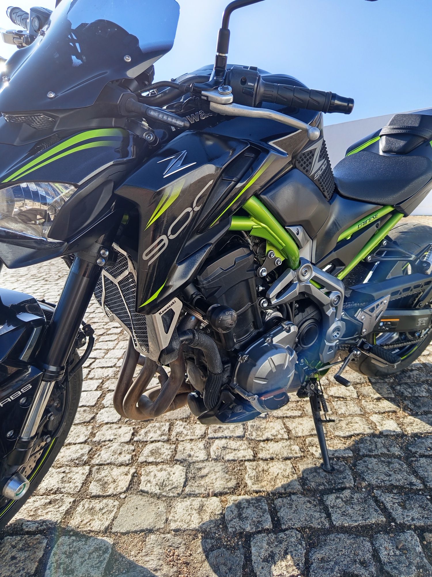 Kawasaki z900 ano 2020