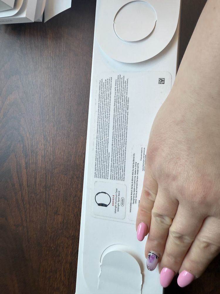 Zegarek  Apple watch series 8 45mm.