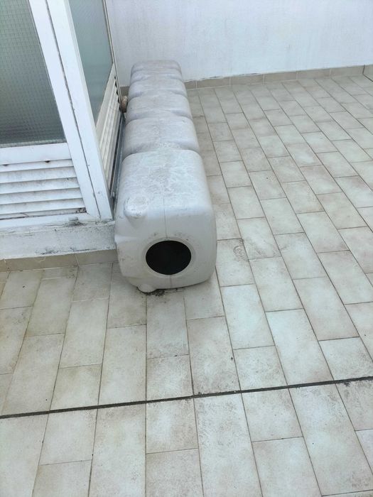 Depósito águas pluviais 300 litros