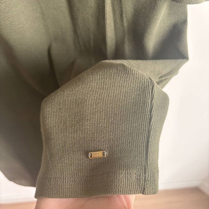 Сукня в рубчик кольору олива. Платье в рубчик трикотаж оливкового цвет